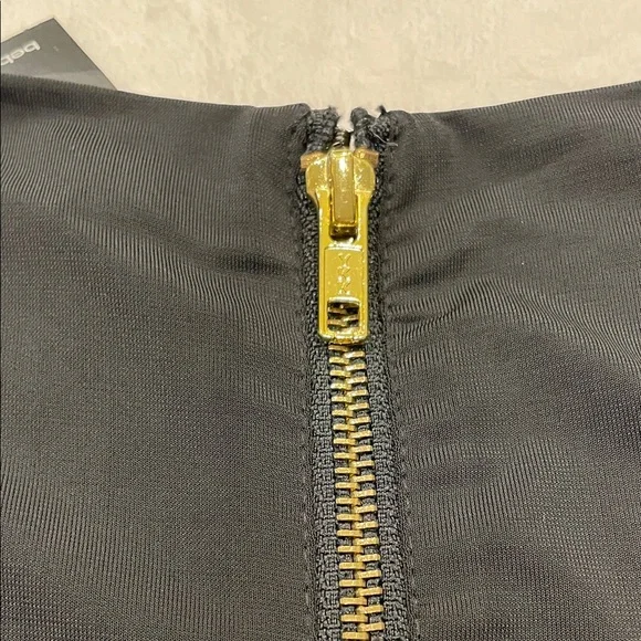 ☺️NWT Bebe long sleeve bodycon with gold belt - Picture 5 of 8